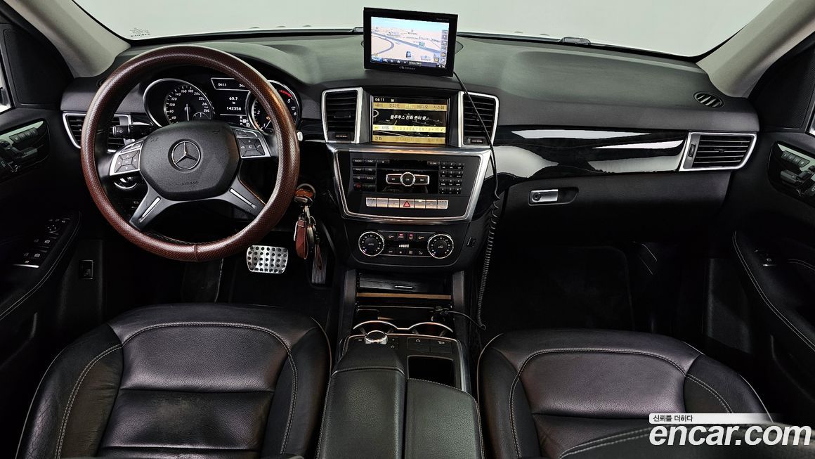 Mercedes-Benz M-class 2012