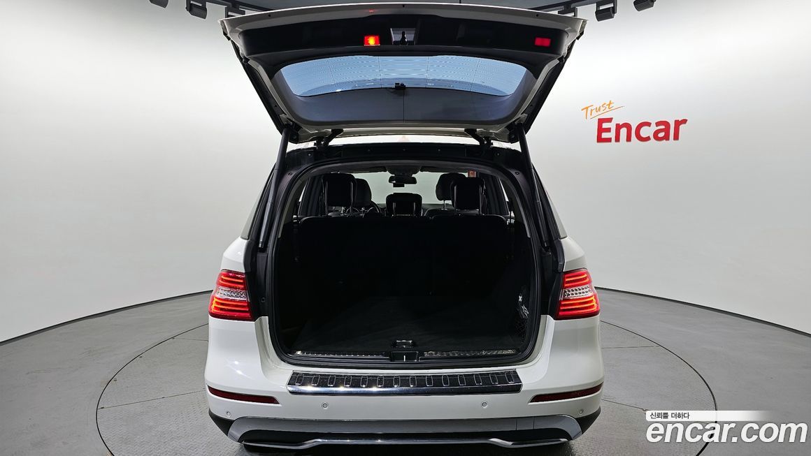 Mercedes-Benz M-class 2012