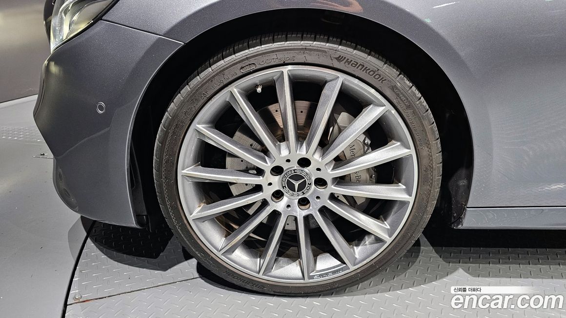 Mercedes-Benz E-Class 2019