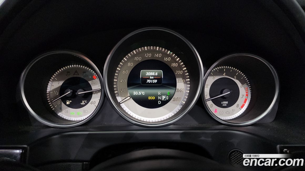 Mercedes-Benz E-Class 2014