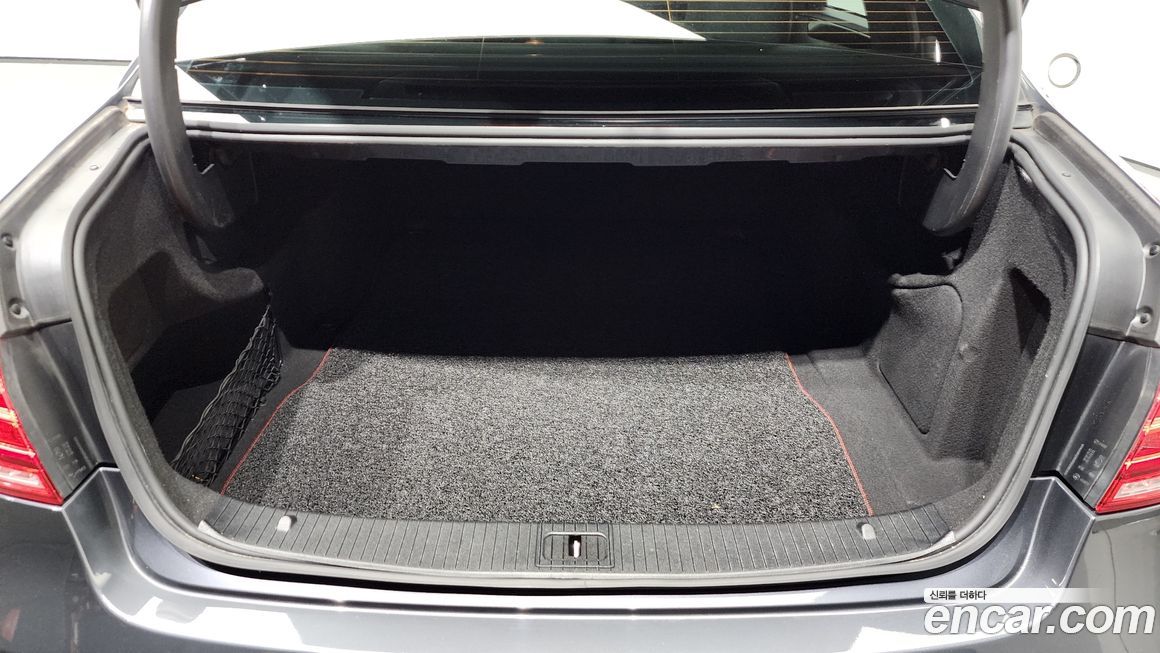 Mercedes-Benz E-Class 2014