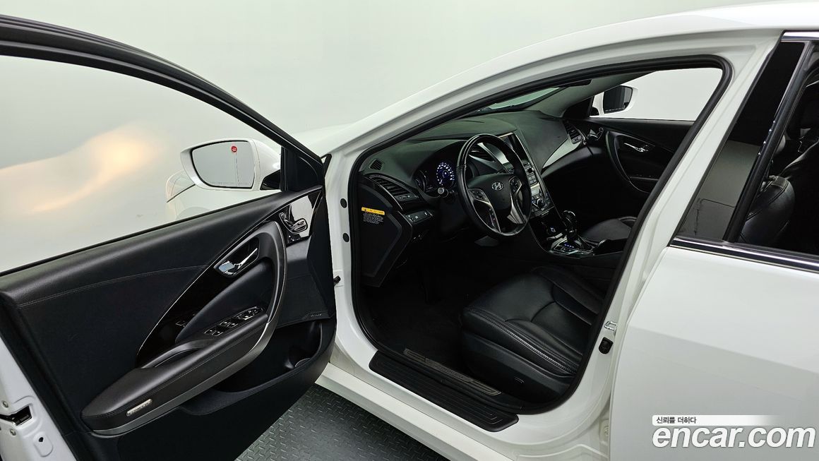 Hyundai Grandeur 2015