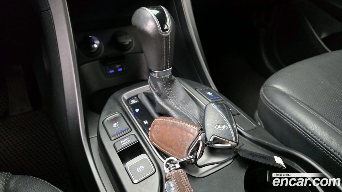 Hyundai Santafe 2015