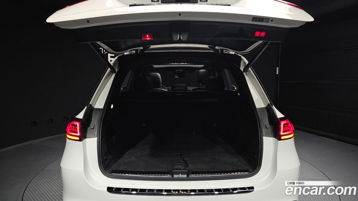 Mercedes-Benz GLE-Class 2023