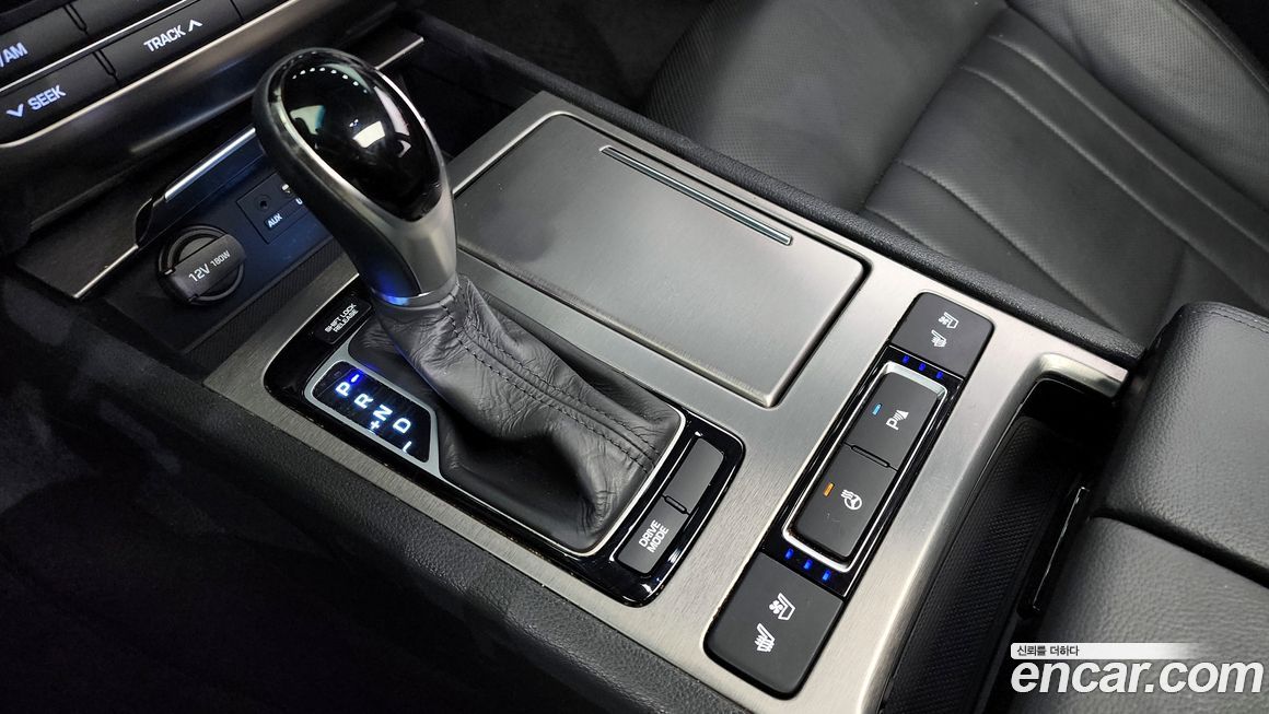 Hyundai Genesis 2015