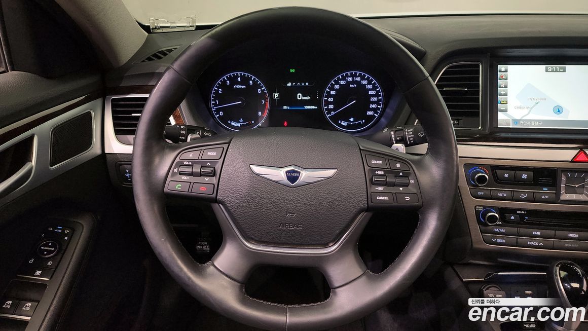 Hyundai Genesis 2015