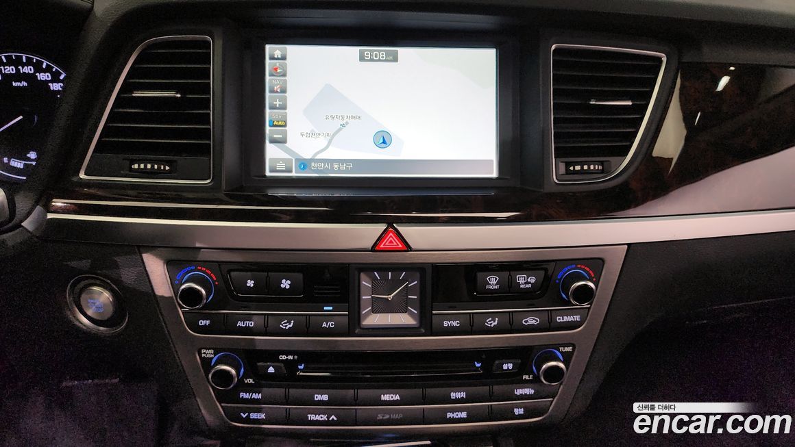 Hyundai Genesis 2015