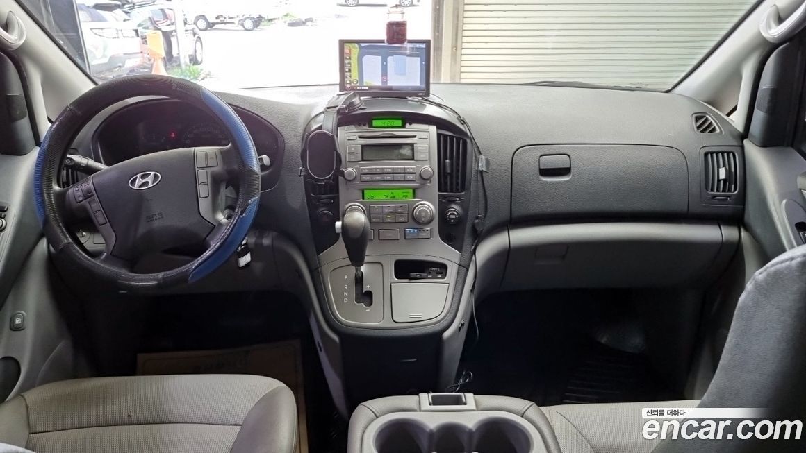 Hyundai Starex 2011