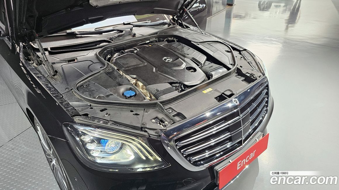 Mercedes-Benz S-Class 2018