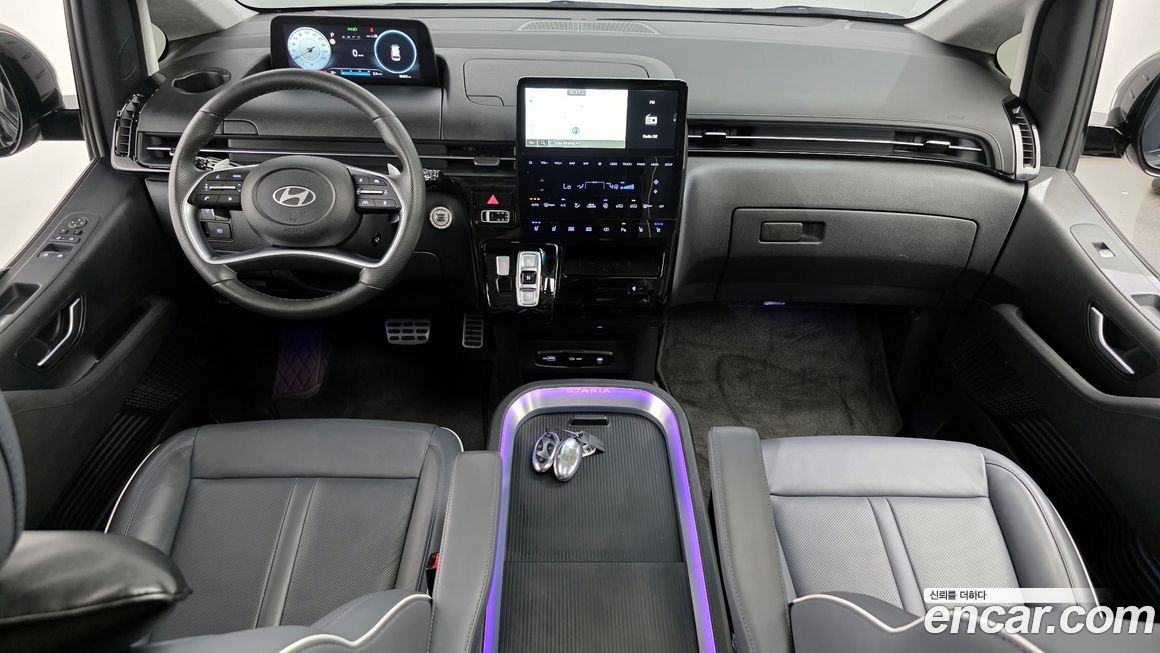 Hyundai Staria 2025