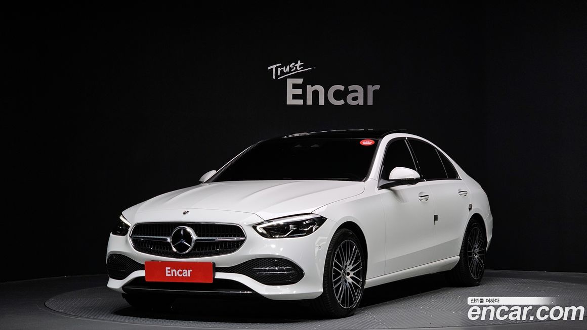 Mercedes-Benz C-Class 2024