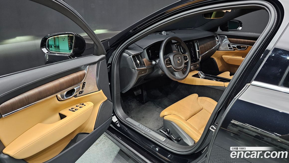 Volvo S90 2023