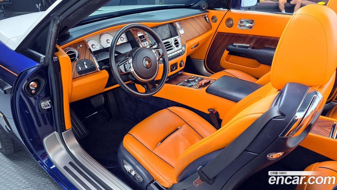 Rolls-Royce Dawn 2017