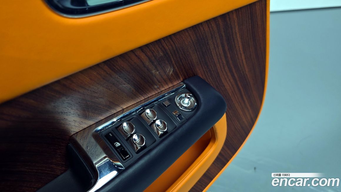 Rolls-Royce Dawn 2017