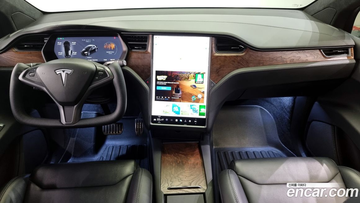 Tesla Model X 2018