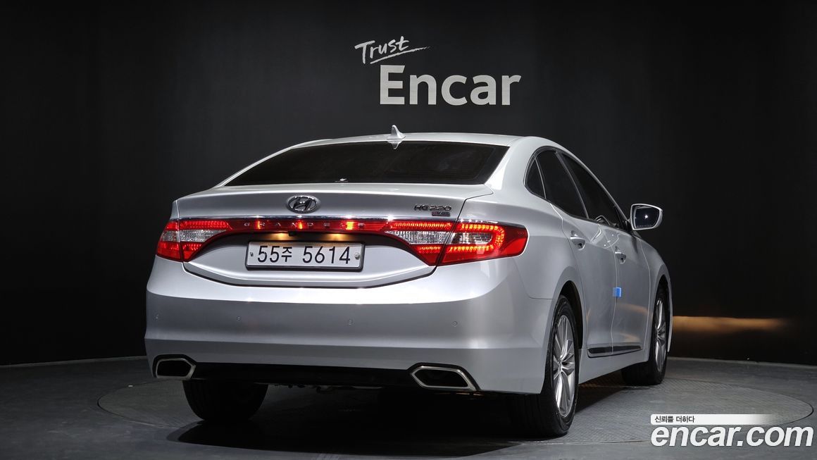 Hyundai Grandeur 2015