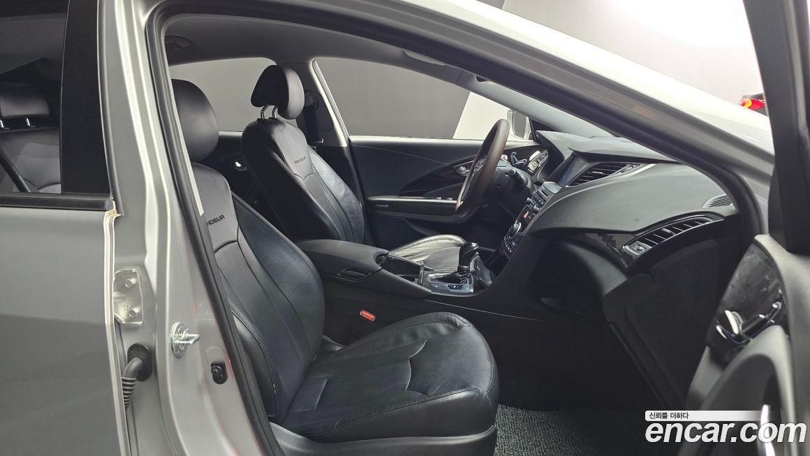 Hyundai Grandeur 2015