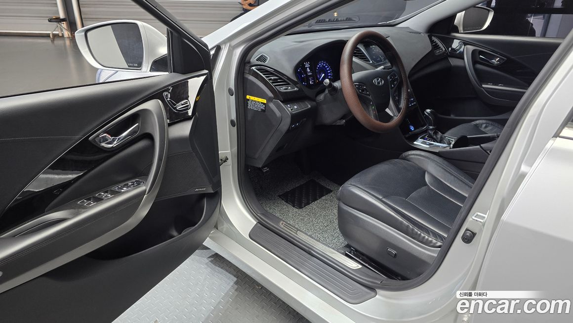 Hyundai Grandeur 2015