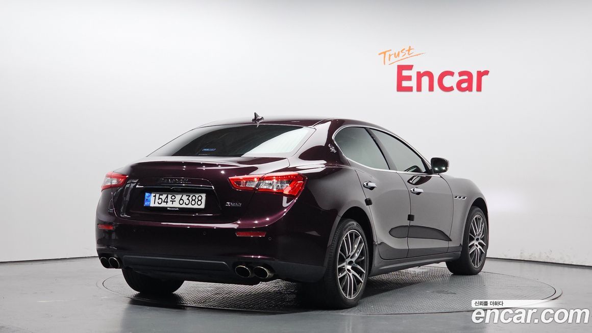 Maserati Ghibli 2017