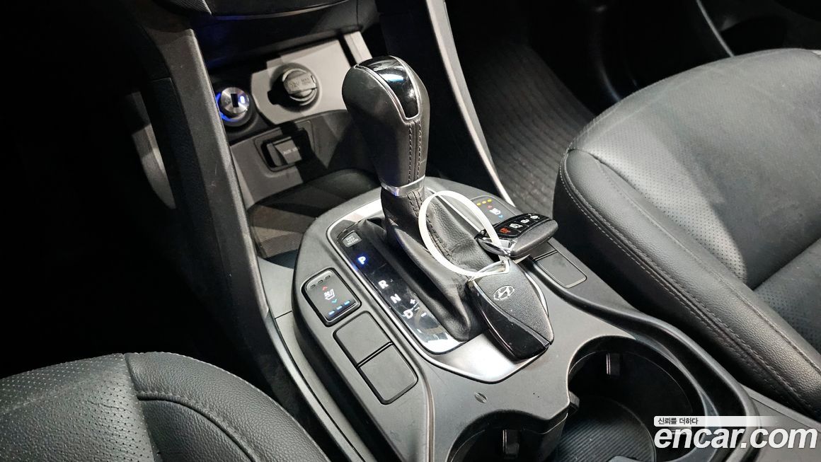 Hyundai Santafe 2015