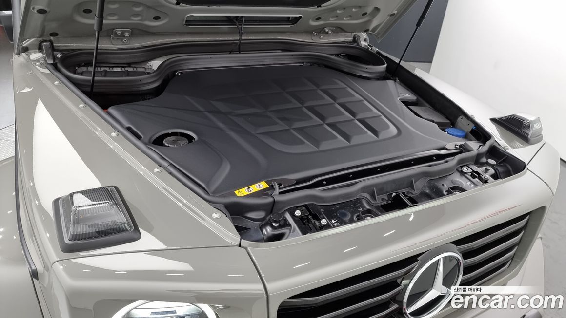 Mercedes-Benz G-Class 2025