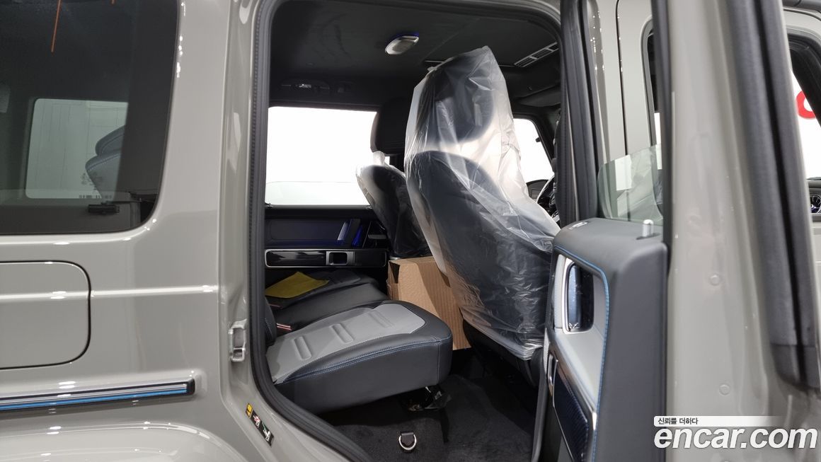 Mercedes-Benz G-Class 2025