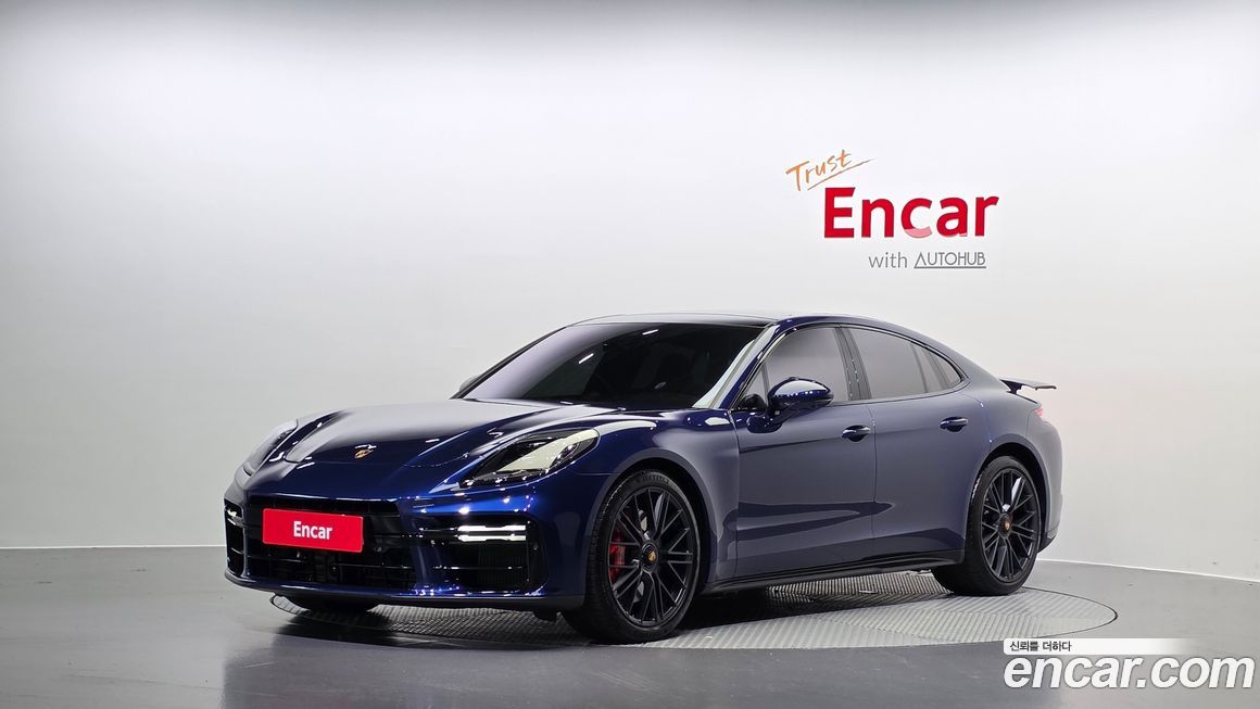Porsche Panamera 2025