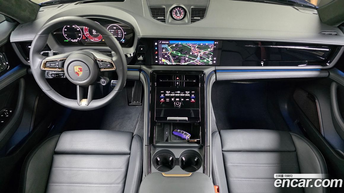 Porsche Panamera 2025