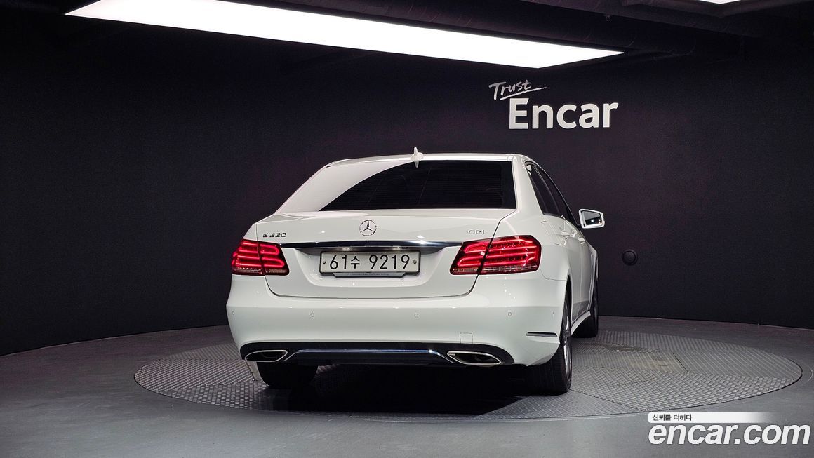 Mercedes-Benz E-Class 2014