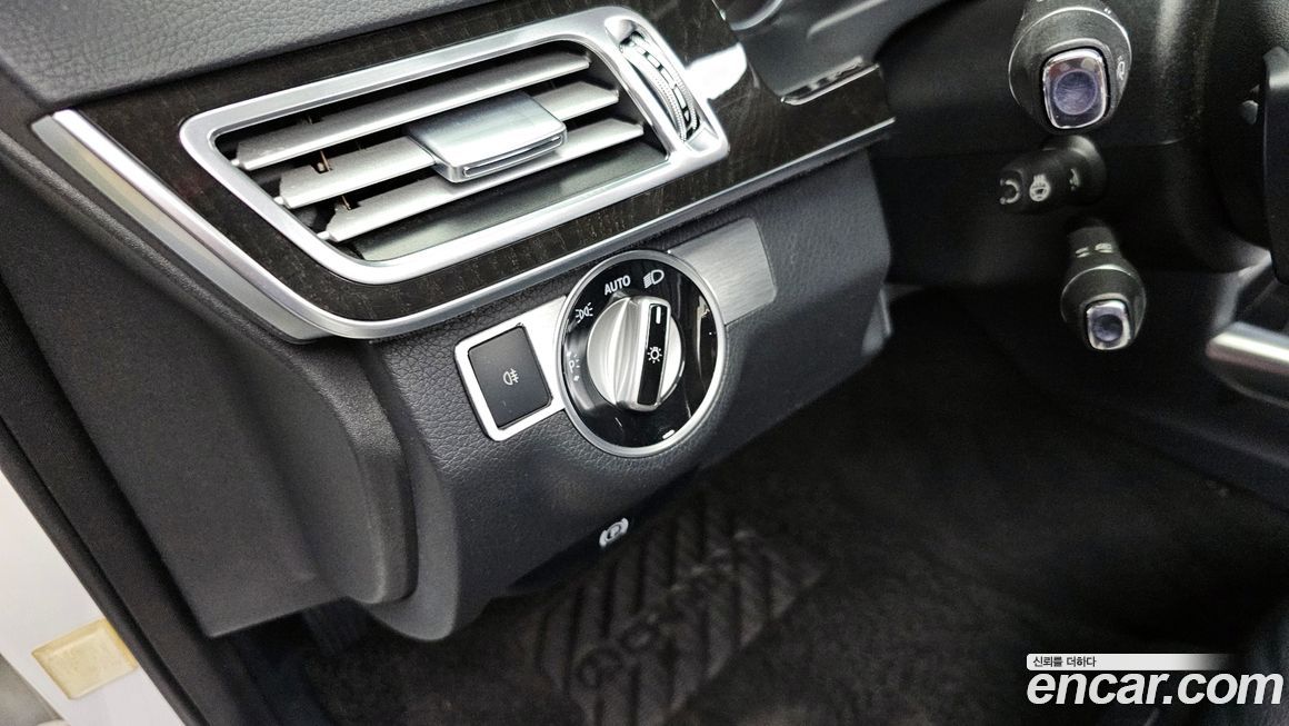 Mercedes-Benz E-Class 2014