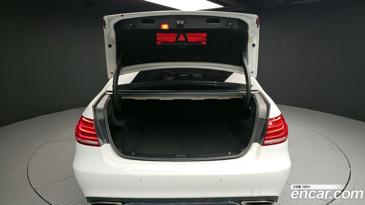 Mercedes-Benz E-Class 2014