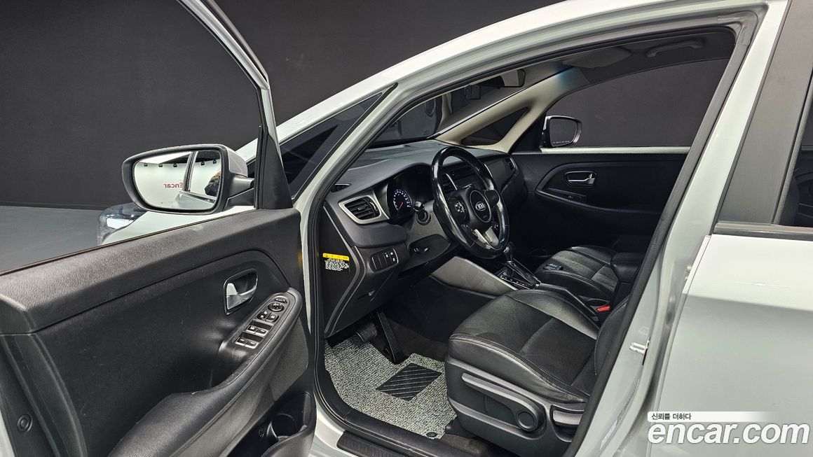 Kia Carens 2016