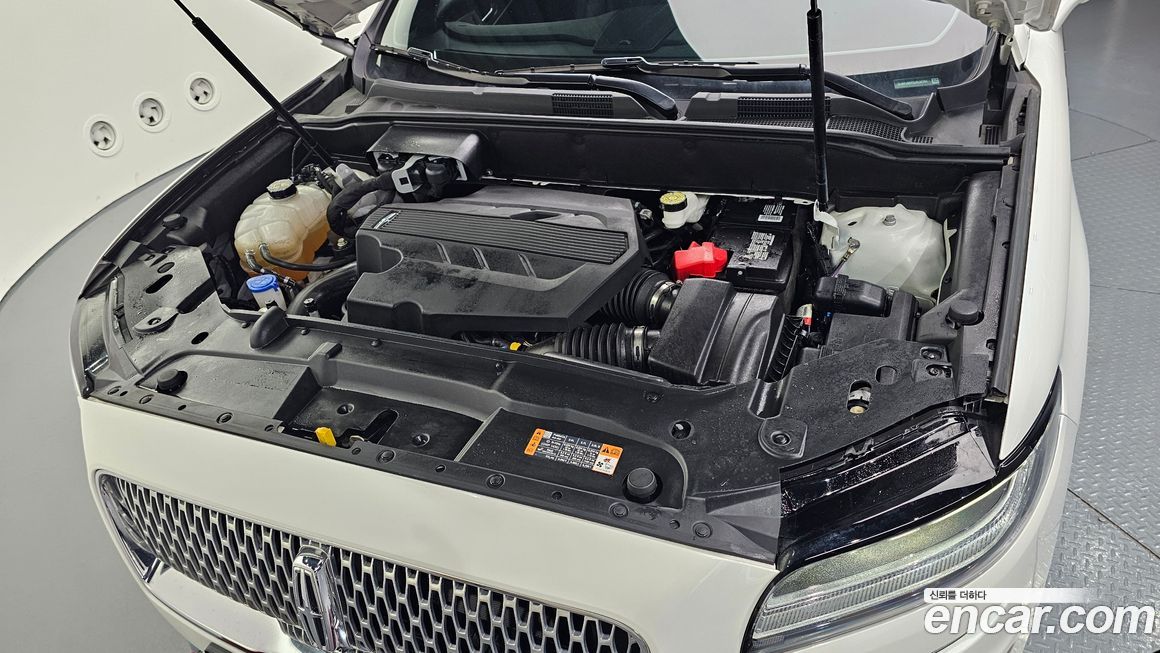 Lincoln Nautilus 2020