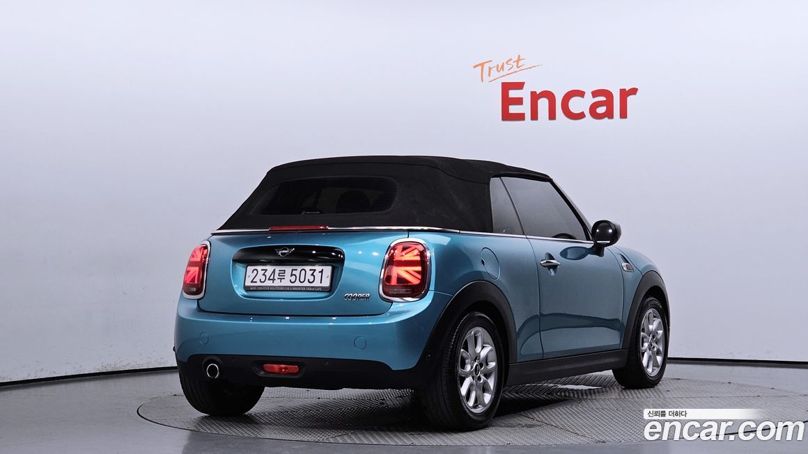 Mini Cooper Convertible 2021
