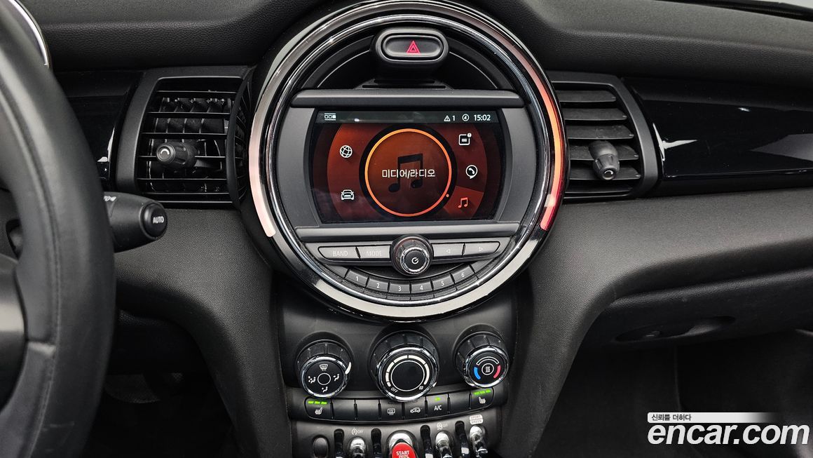 Mini Cooper Convertible 2021