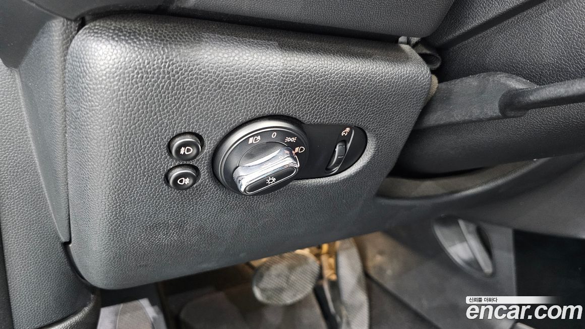 Mini Cooper Convertible 2021