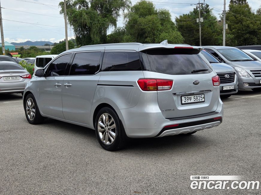 Kia Canival 2018