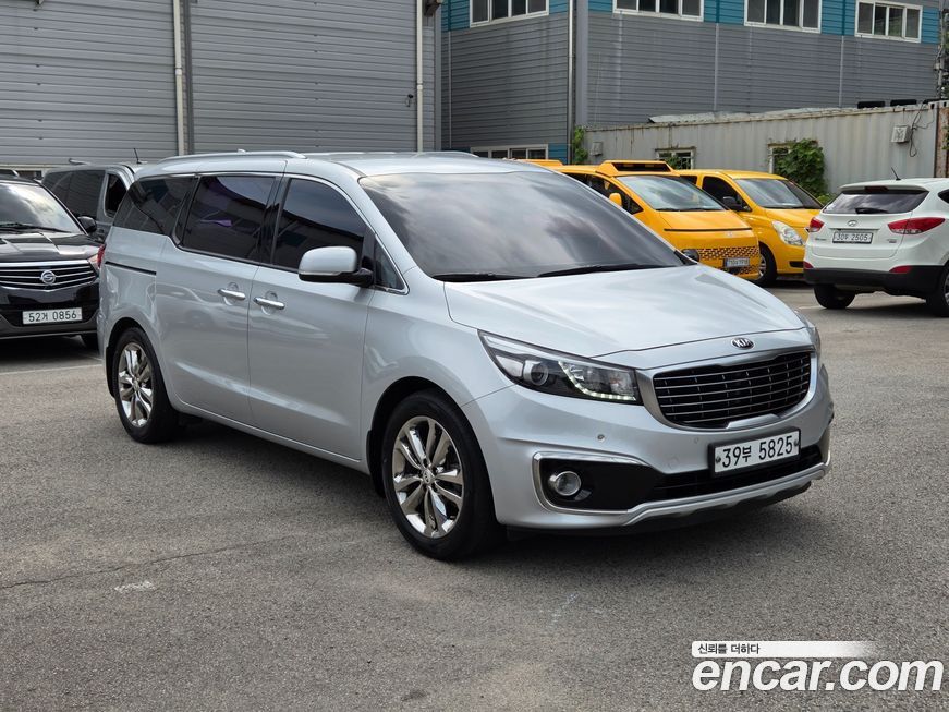 Kia Canival 2018
