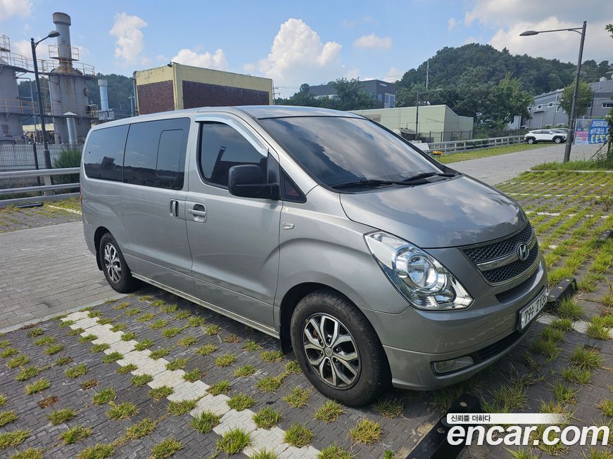 Hyundai Starex 2012