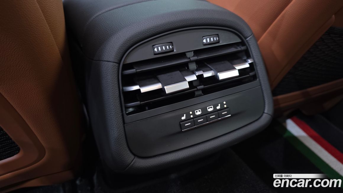 Maserati Ghibli 2022