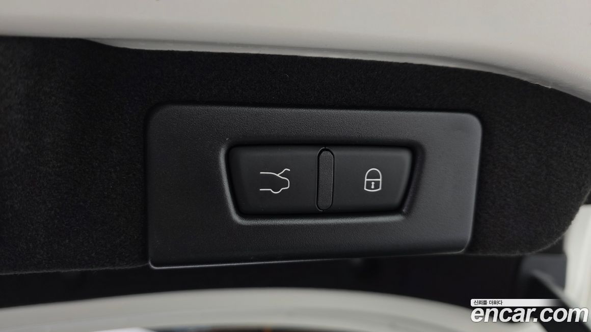 Maserati Ghibli 2022