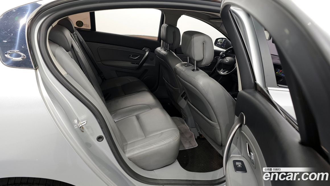 Renault-KoreaSamsung SM5  2010