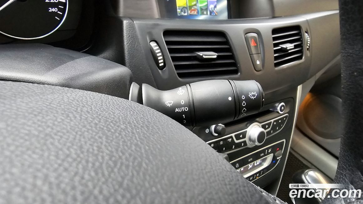 Renault-KoreaSamsung SM5  2010