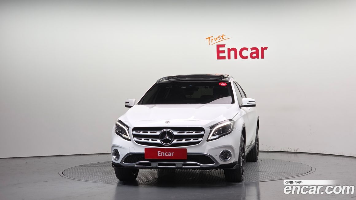Mercedes-Benz GLA-Class 2018