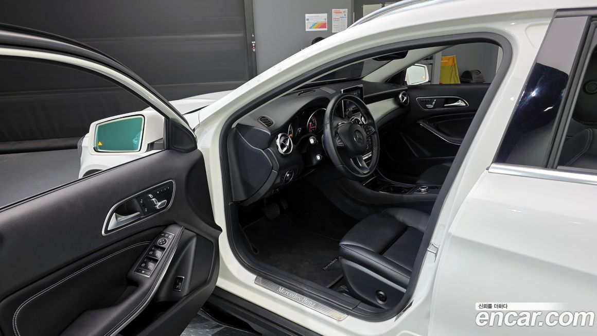 Mercedes-Benz GLA-Class 2018