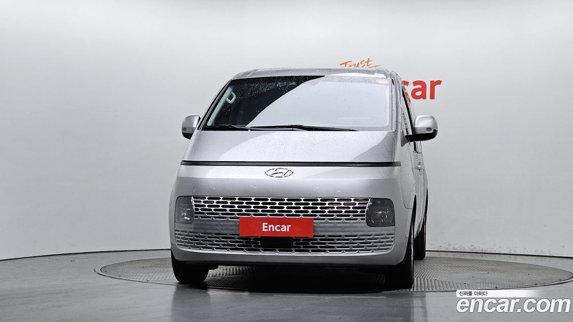 Hyundai Staria 2022