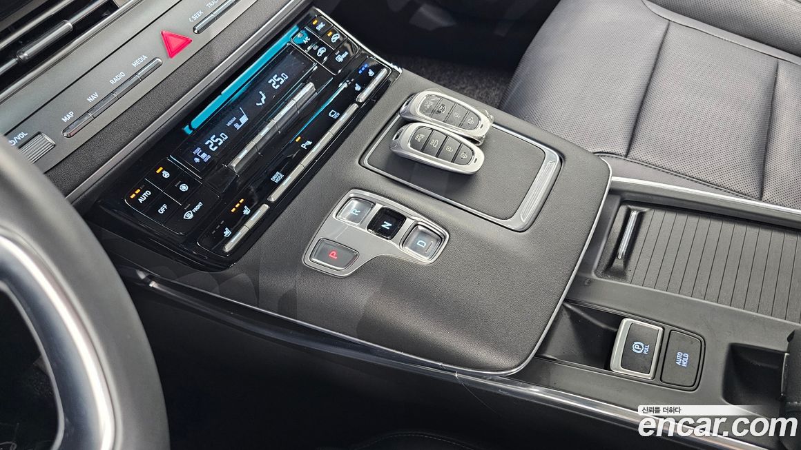 Hyundai Grandeur 2020