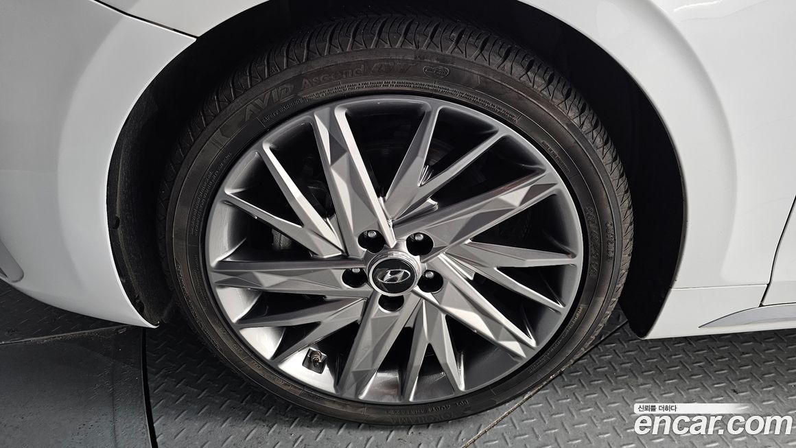 Hyundai Grandeur 2022