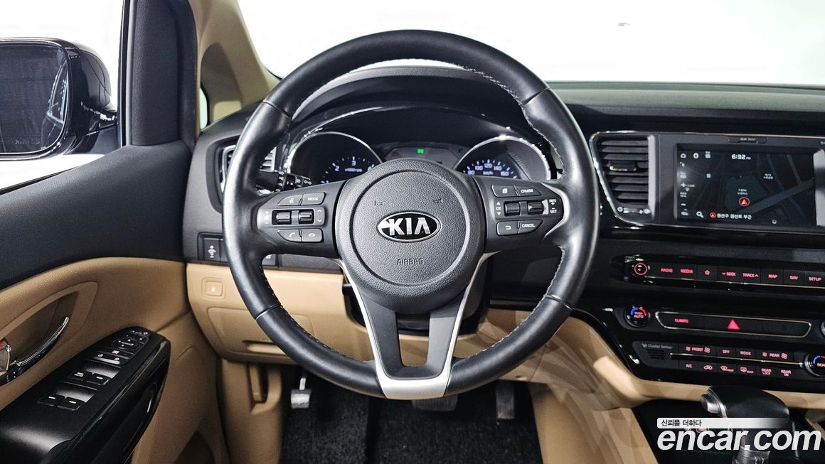 Kia Canival 2019