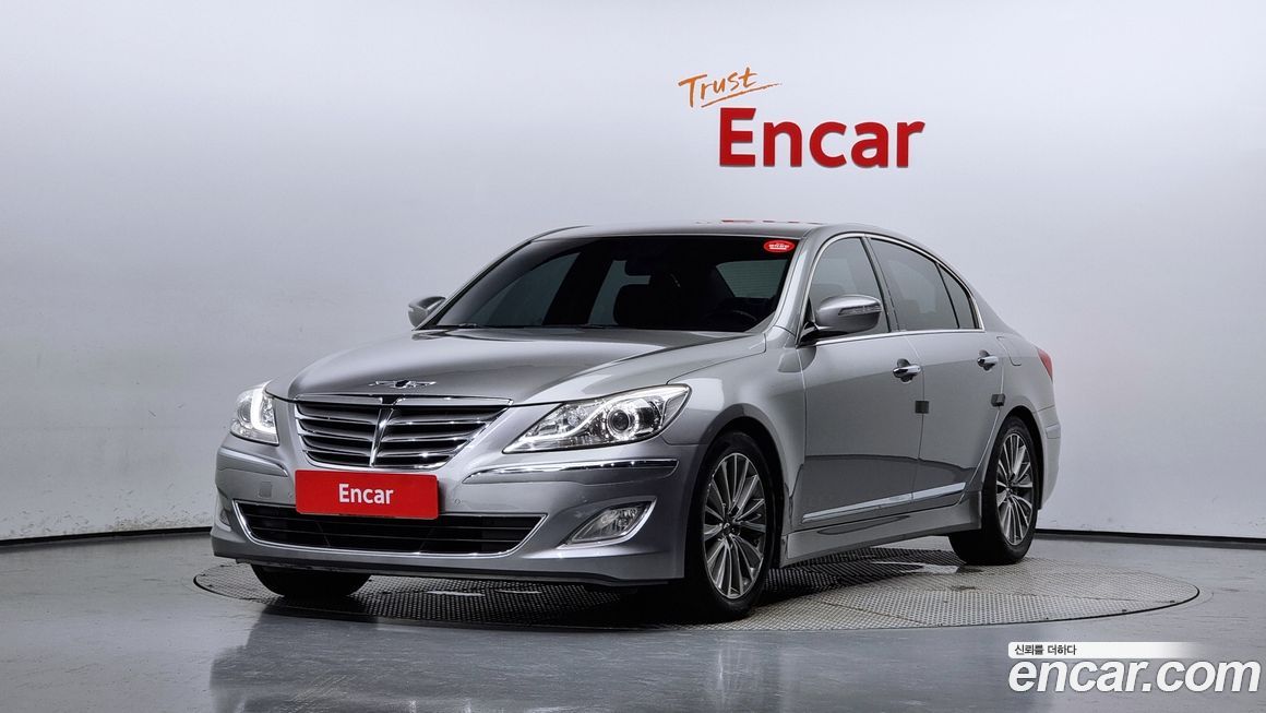 Hyundai Genesis 2013